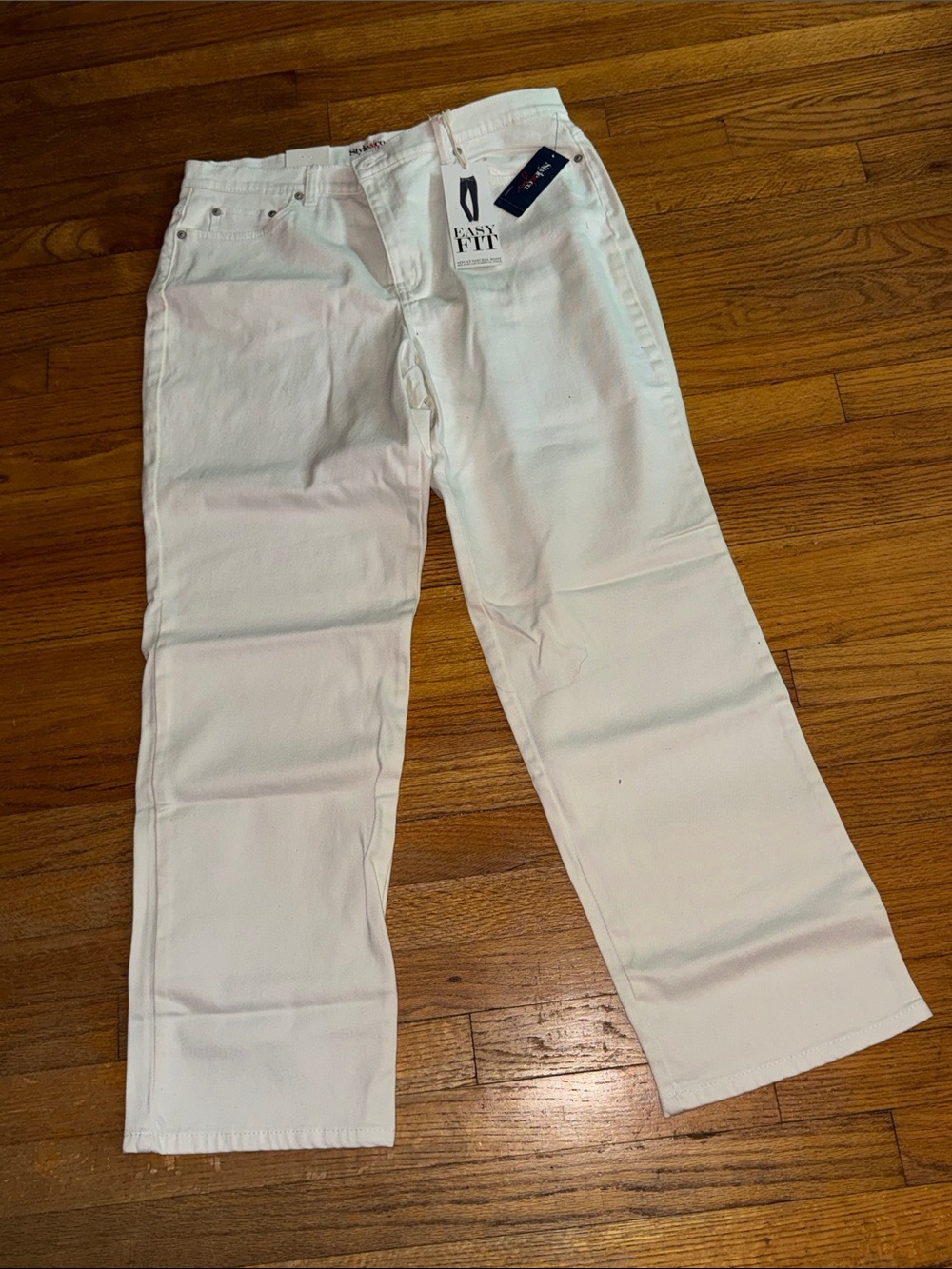 Style & Co. Women's Relaxed White Jeans NWT
